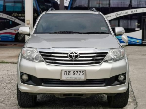 2012 TOYOTA FORTUNER  2.7 V  เบนซิน เครดิตดีฟรีดาวน์ รูปที่ 2