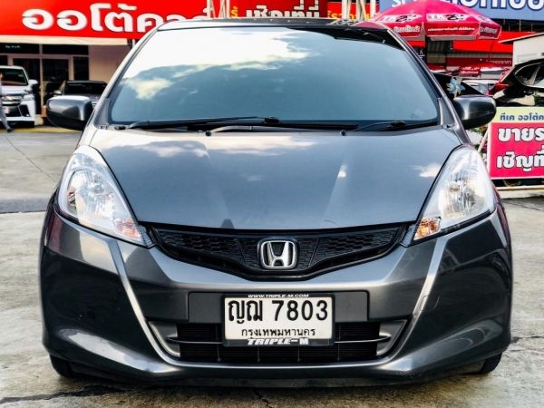 2011 Honda Jazz 1.5V ผ่อนเพียง 6,xxx เท่านั้น รูปที่ 2