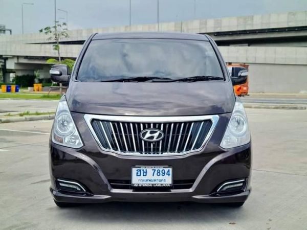 2017 HYUNDAI H-1 ELITE 2. 5   (Plus)​ 11 ที่นั่งครบ ดีเซล รูปที่ 2