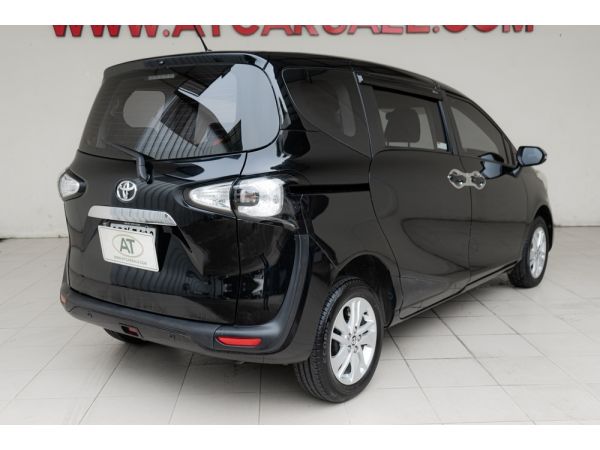 รถตู้ Toyota Sienta 1.5G ปี 17 C 7408 รูปที่ 2