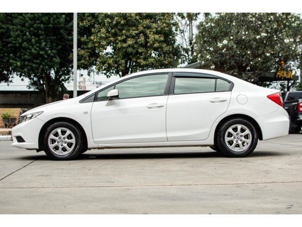 รถบ้านแท้ 2013 Honda CIVIC 1.8 S i-VTEC ฟรีดาวน์ รูปที่ 2