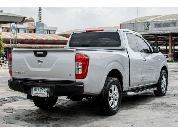 NISSAN NAVARA 2.5E KINGCAB NP300 CALIBRE ดีเซล รับประกันเครื่องเกียร์ 1 ปีเต็ม รถบ้านแท้ ไมล์แท้ ไม่มีประวัติการชน รูปที่ 2