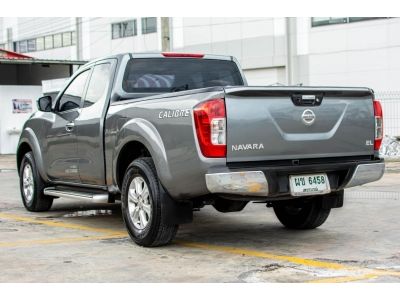 รถมือสอง 2017 NISSAN NP300 NAVARA KING CAB 2.5 EL CALIBRE เกียร์ธรรมดา ฟรีดาวน์ ออกรถ0บาท ส่งรถฟรี รูปที่ 2