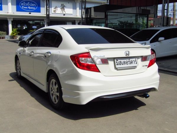 2012 HONDA CIVIC FD 1.8 S เกียร์ธรรมดา *ขับฟรี 90 วัน ฟรีดาวน์ แถมประกันภัย รูปที่ 2