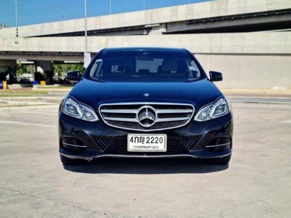 2015 Mercedes-Benz  E300 2.1 W212 เครดิตดีฟรีดาวน์ รูปที่ 2