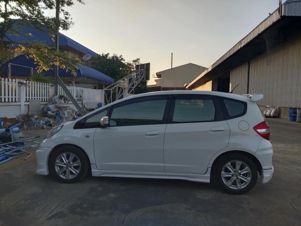 Honda Jazz 2012 รถบ้านมือเดียว รูปที่ 2