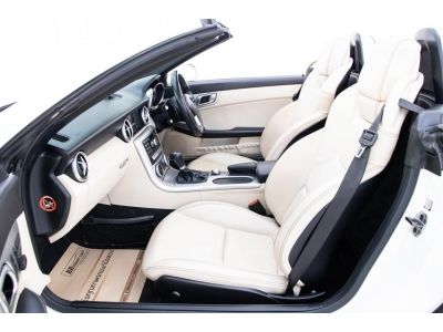 2014 MERCEDES BENZ  1.8 SLK 200 ROADSTER  จอง 199 บาท ส่งบัตรประชาชน รู้ผลอนุมัติใน 1 ชั่วโมง รูปที่ 2