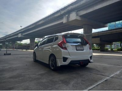 Honda Jazz 1.5 SV auto ปี 2015 รูปที่ 2