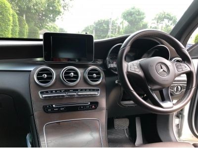 BENZ GLC 250D 2.1 4MATIC ปี18จด18 สีเทา เครื่องดีเชล 49,600 กม. รูปที่ 2