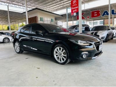 MAZDA 3  2.0 S Sedan ปี 14จด15 สีดำ รูปที่ 2