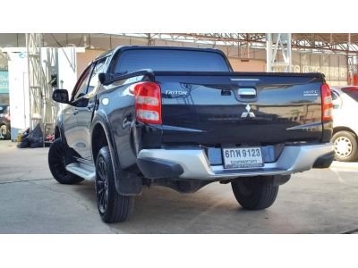 2017 Mitsubishi Triton  2.4 MIVEC 4Dr รูปที่ 2