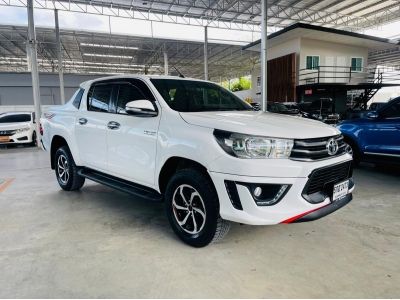 TOYOTA REVO 2.4TRD 2WD Cab4  Auto ปี 2017 สีขาว รูปที่ 2