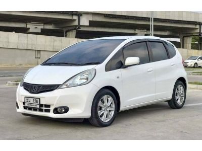 2012 HONDA JAZZ 1.5 i-VTEC V  เครดิตดีฟรีดาวน์ รูปที่ 2