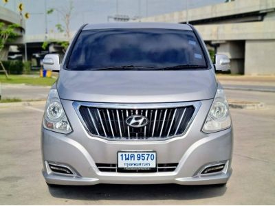 2017 HYUNDAI H-1 2.5 DELUXE เครดิตดีฟรีดาวน์ รูปที่ 2