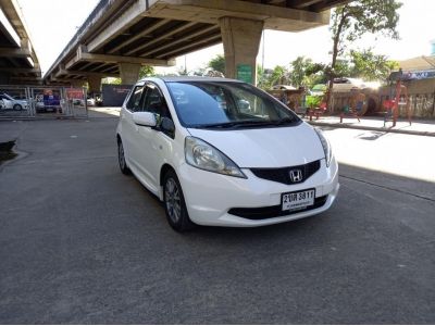 HONDA  JAZZ  ปี 2010 รูปที่ 2