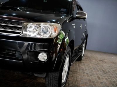 TOYOTA FORTUNER 3.0V 2WD เกียร์AT ปี10 รูปที่ 2