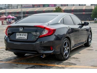 HONDA CIVIC 1.8 EL (FC) CVT 2016 เกียร์ออโต้ เบนซิน รูปที่ 2