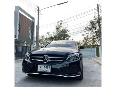 ตัว TOP สุด Mercedes-Benz C350e AMG Dynamic สีดำ เบาะแดง รูปที่ 2