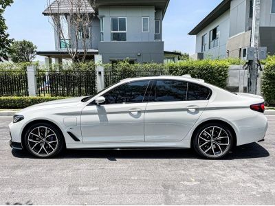 BMW 530e M-Sport (G30) ปี 2022 รูปที่ 2