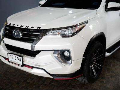 TOYOTA FORTUNER 2.4V NAVI 4WD เกียร์AT ปี17 รูปที่ 2