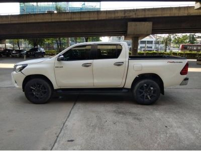 2017 TOYOTA REVO 2.4 E PRERUNNER 4ประตู เกียร์ธรรมดา รถสวยน่าใช้ รูปที่ 2