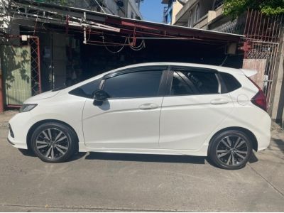 ขายรถ Jazz ปี 2019 รุ่น RS สีขาวมุก รูปที่ 2