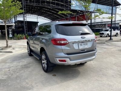 2016 Ford Everest 3.2 Titanium 4WD Top Sunroof สีเทา รูปที่ 2