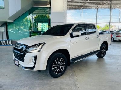 2019 ISUZU D-Max 3.0 Stealth Hi-Lander Doublecab 2WD เกียร์ออโต้ AT เครดิตดีฟรีดาวน์ รูปที่ 2