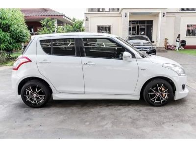 Suzuki Swift 2012 Auto รูปที่ 2