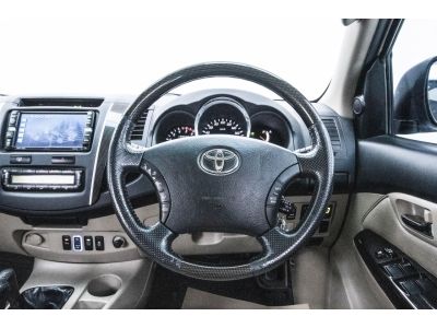 2010 TOYOTA FORTUNER 3.0 V TRD 4WD  ผ่อน 6,024 บาท 12 เดือนแรก รูปที่ 2