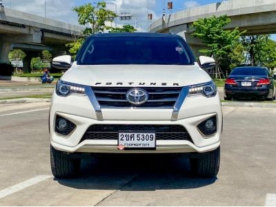 2017 TOYOTA FORTUNER 2.8 4WD TRD SPORTIVO BLACK TOP รูปที่ 2