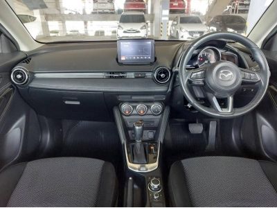 รถเก๋งมาสด้า Mazda 2 1.3 Skyactiv-G E Sports ปี18 AT(รถมือสอง สภาพดี ราคาถูก ไมล์แท้) รูปที่ 2