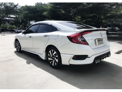 ขาย Honda Civic FC ปี 2018 ตัว TOP 1.8 EL i-VTEC ยอดนิยม สภาพนางฟ้า รูปที่ 2