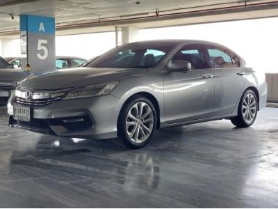 Honda Accord 2.4 El Navi ปี 2017 เกียร์ออโต้  (รถมือสอง ราคาดี เจ้าของขายเอง รถสวย สภาพดี ไมล์แท้) รูปที่ 2