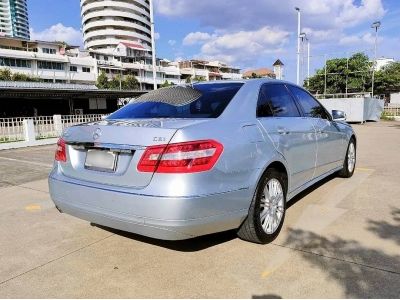 BENZ E200 CGI เบนซิน 2010 ราคา 670,000 บาท (เปลี่ยนสัญญาได้)  กล่อง ECU เพิ่งเปลี่ยนจากศูนย์เบนซฺ์ เลขไมล์ 170,977 พิกัดดูรถย่าน สะพานพระราม 7 รูปที่ 2