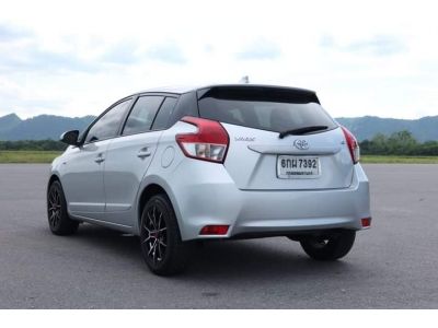 TOYOTA YARIS 1.2E A/T ปีจด2017 รูปที่ 2