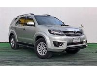 TOYOTA FORTUNER 3.0 V. 4WD.CHAMP.	2011 รูปที่ 2