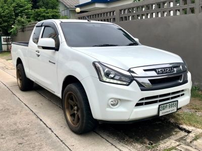 Isuzu Dmax 1.9L Space Cab (แคปเตี้ย) ดีเซล เกียร์ธรรมดา สีขาว ปี2019 (ไม่รวมทะเบียน) รูปที่ 2