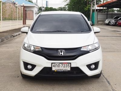 HONDA JAZZ GK 1.5 S ปี 2015 เกียร์AUTO สภาพนางฟ้า รูปที่ 2