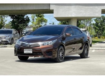 2015 TOYOTA COROLLA ALTIS 1.8 E เครดิตดีฟรีดาวน์ รูปที่ 2