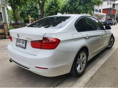 2014 BMW 320i 2.0 M Sport รถเก๋ง 4 ประตู ออกรถง่าย รถบ้านมือเดียว รถสภาพดี มีประกัน รูปที่ 2