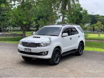 TOYOTA FORTUNER 2.5V สีขาว A/T ปี2015 รูปที่ 2