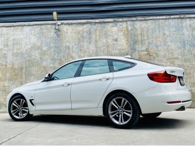 2016 BMW SERIES 3 320d GT โฉม F30 สีขาว รูปที่ 2