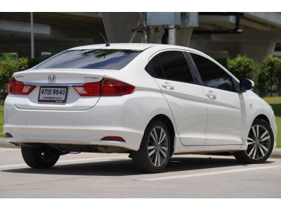 2014จด15 HONDA City 1.5 v สีขาว รูปที่ 2