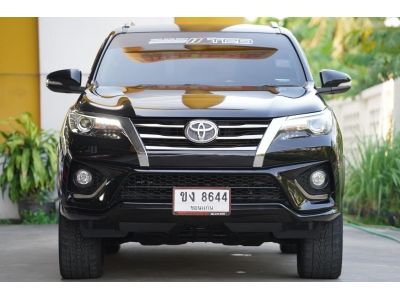 2016 TOYOTA FORTUNER 2.8 TRD 2WD A/T สีดำ รูปที่ 2