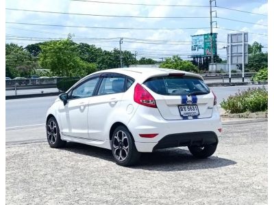 Ford Fiesta 1.6 Trend 5 ประตู ปี 2012 รูปที่ 2