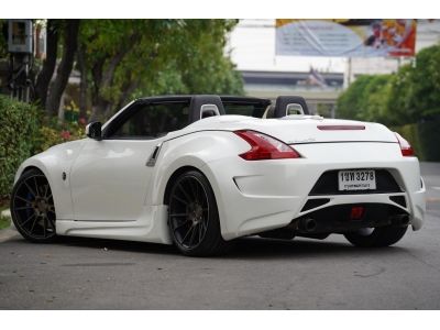 2011 Nissan 370Z cabriolet a/t สีขาว รูปที่ 2