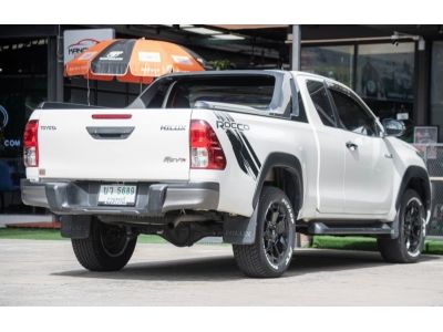 TOYOTA HILUX REVO ROCCO 2.4 Smartcab Prerunner A/T ปี 2020 รูปที่ 2