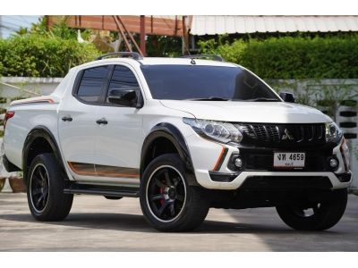 2017 MITSUBISHI  TRITON DOUBLECAB 2.4 PLUS ATHLETE สีขาว รูปที่ 2