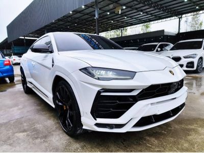 Lamborghini URUS V8 4.0 Bi-Turbo 2019 รูปที่ 2